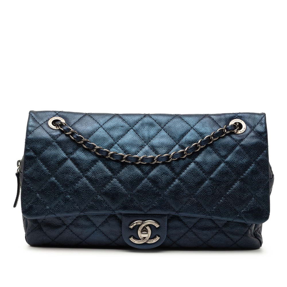 Pre-Loved Chanel Jumbo Quilted Iridescent Caviar Easy Flap